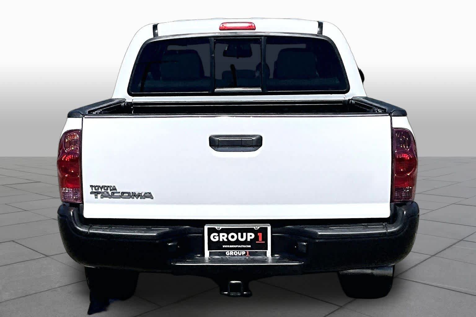 Used 2014 Toyota Tacoma 2WD Double Cab w/ Convenience Package image 4