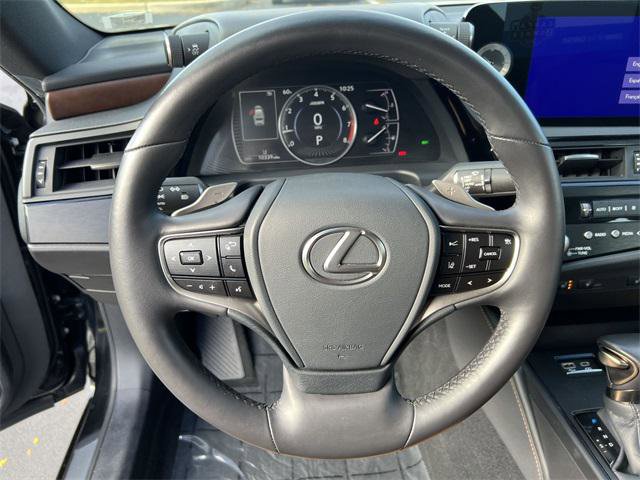 Certified 2025 Lexus ES 350 w/ Premium Package image 12