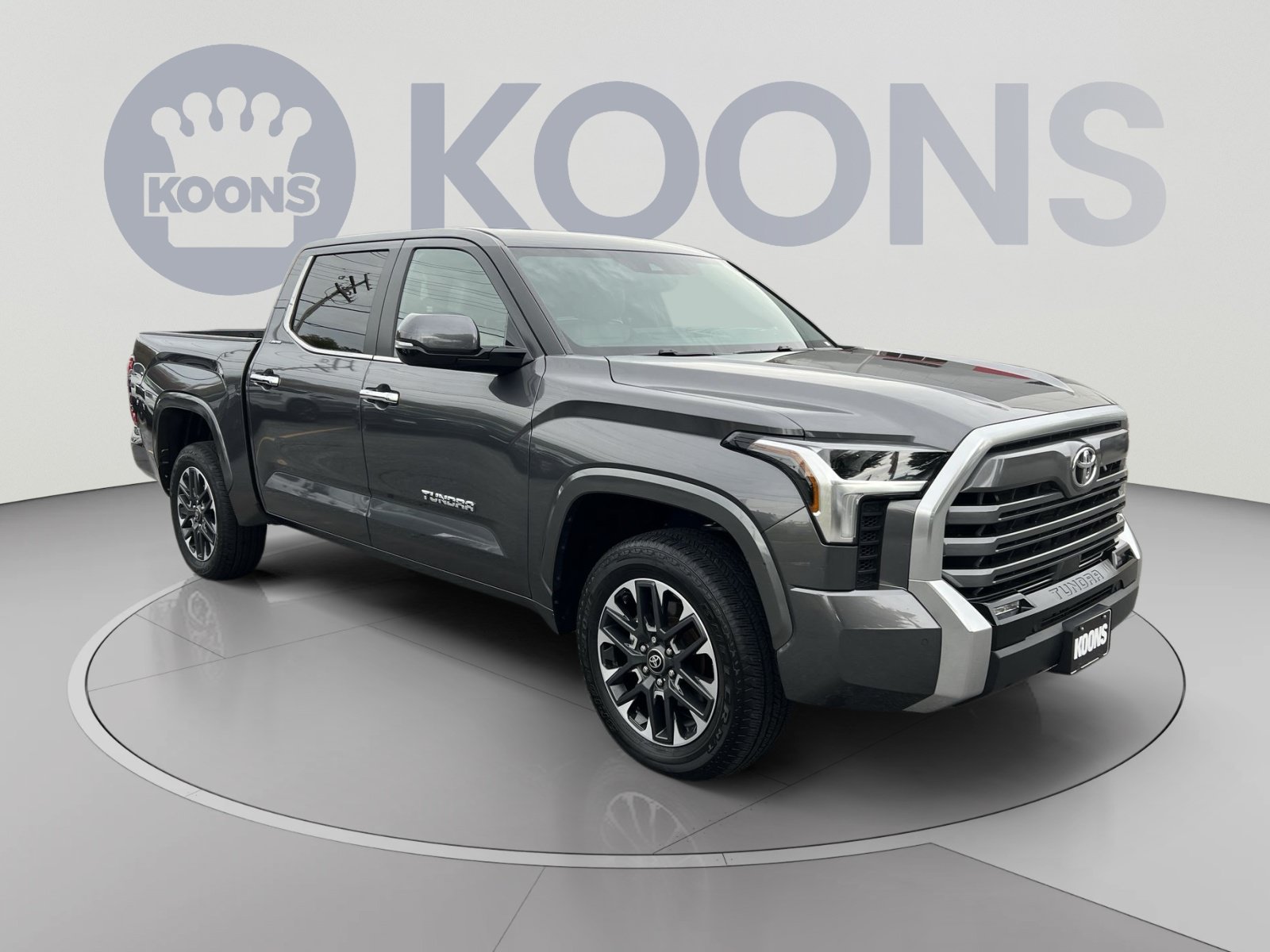 Used 2025 Toyota Tundra Limited AWD/4WD image 10