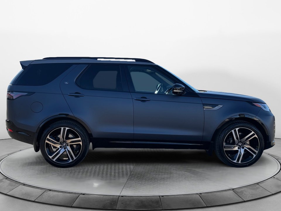New 2026 Land Rover Discovery Limited Edition AWD/4WD image 8