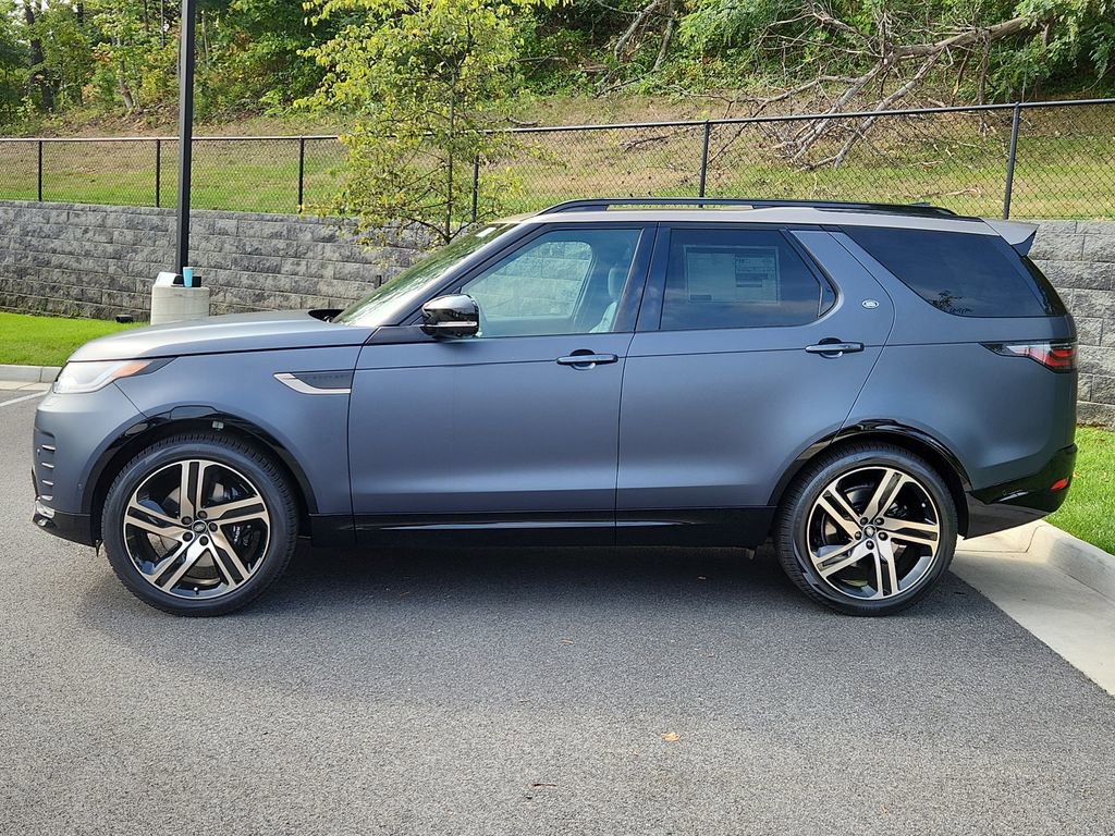 New 2026 Land Rover Discovery Limited Edition image 6