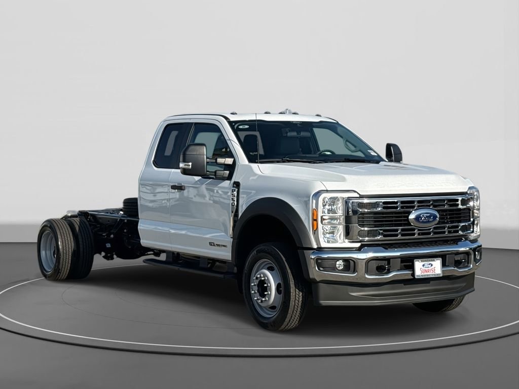 New 2026 Ford F550 2WD SuperCab Super Duty image 4