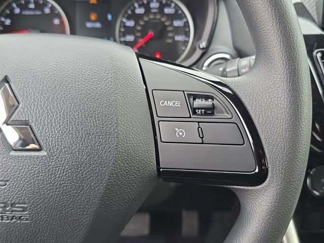 New 2025 Mitsubishi Eclipse Cross LE AWD/4WD image 16