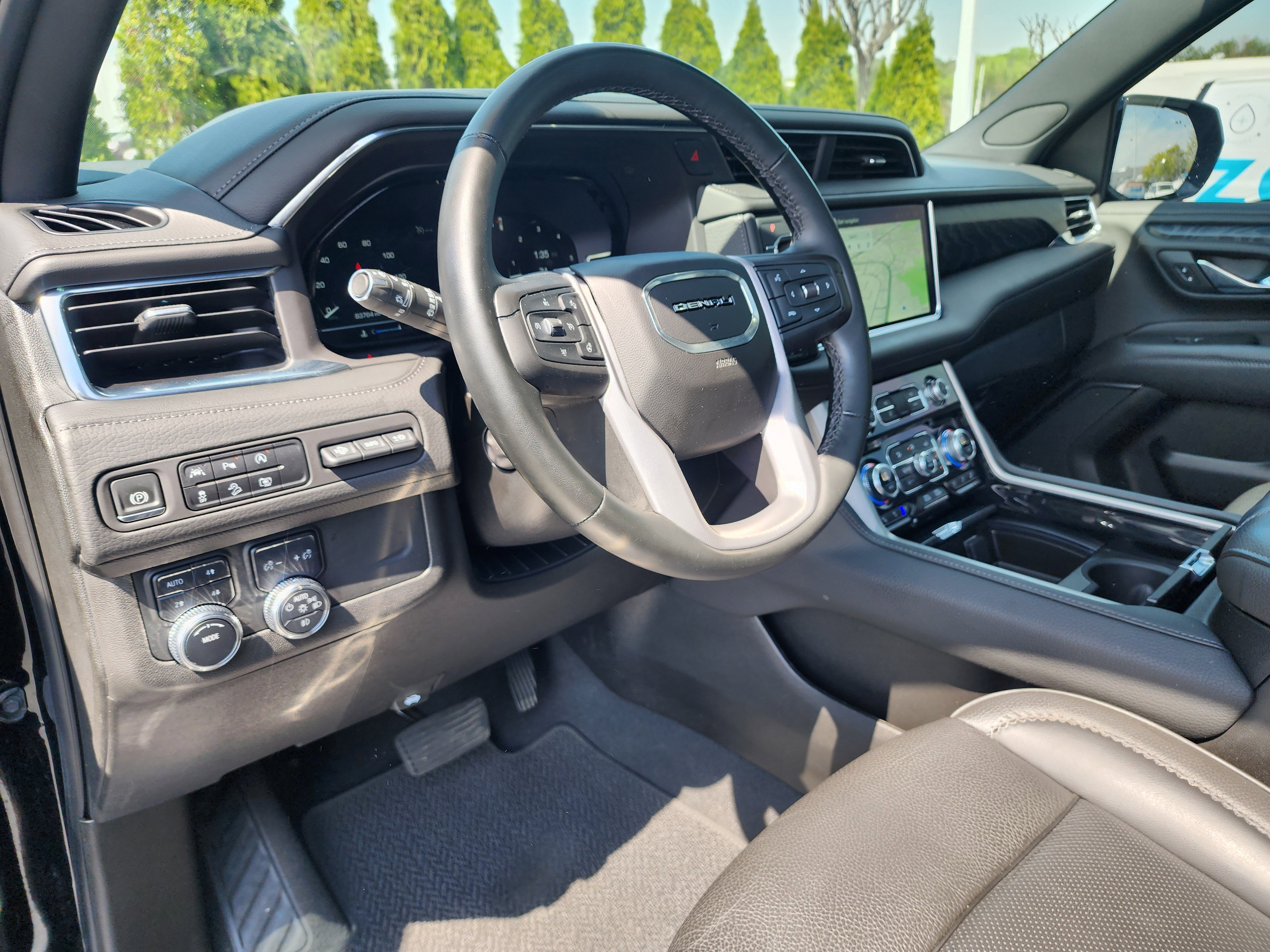 Used 2023 GMC Yukon Denali image 24