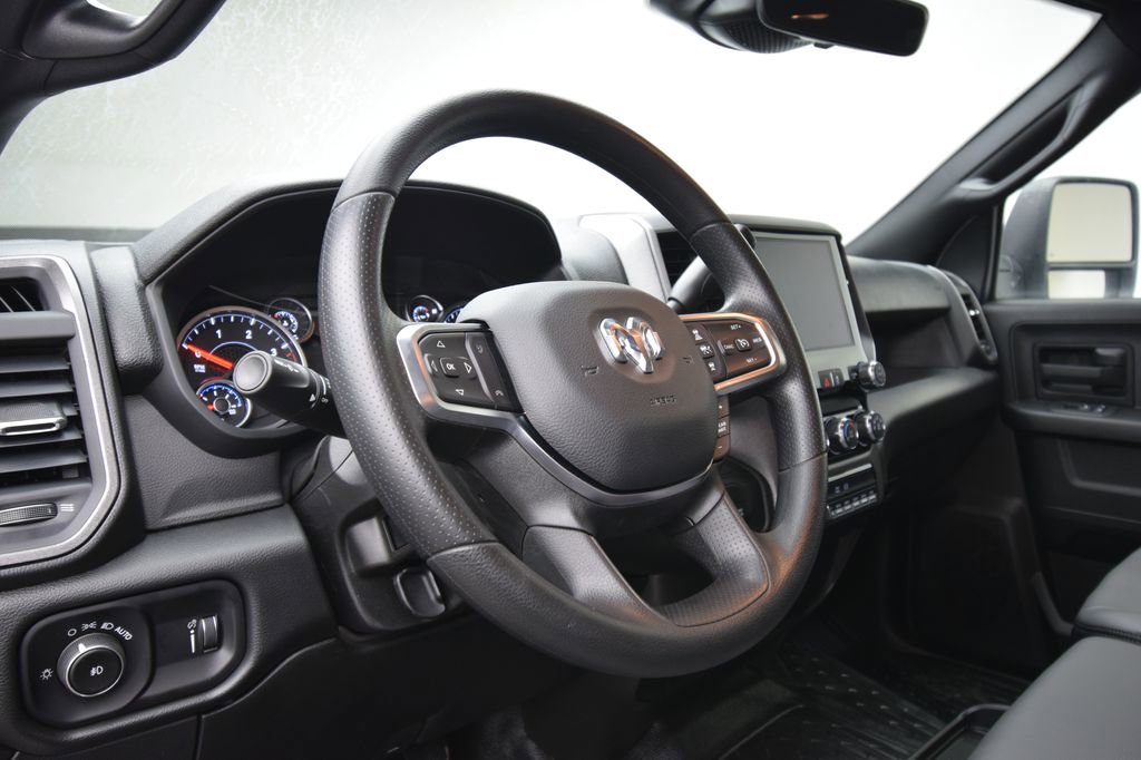 New 2026 RAM 5500 Tradesman w/ Chrome Appearance Group image 17