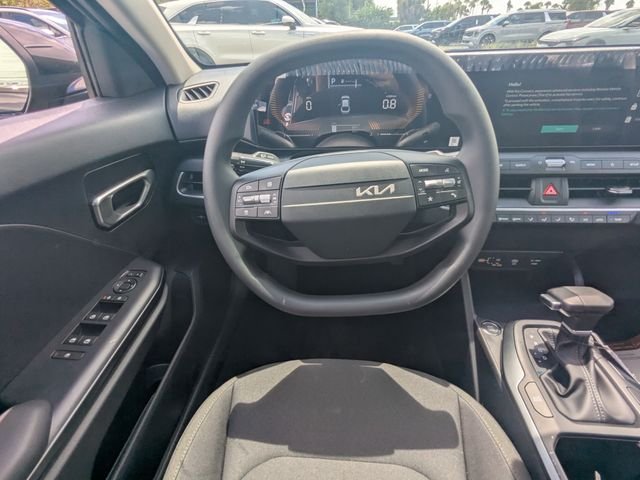 New 2026 Kia K4 FWD image 16