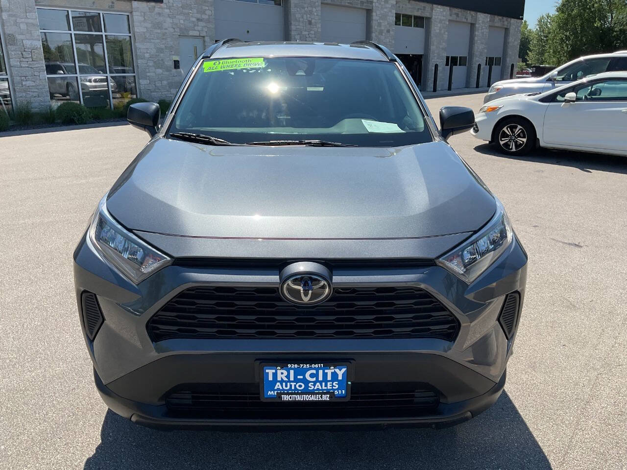 Used 2019 Toyota RAV4 LE w/ All Weather Liner Package AWD/4WD image 12