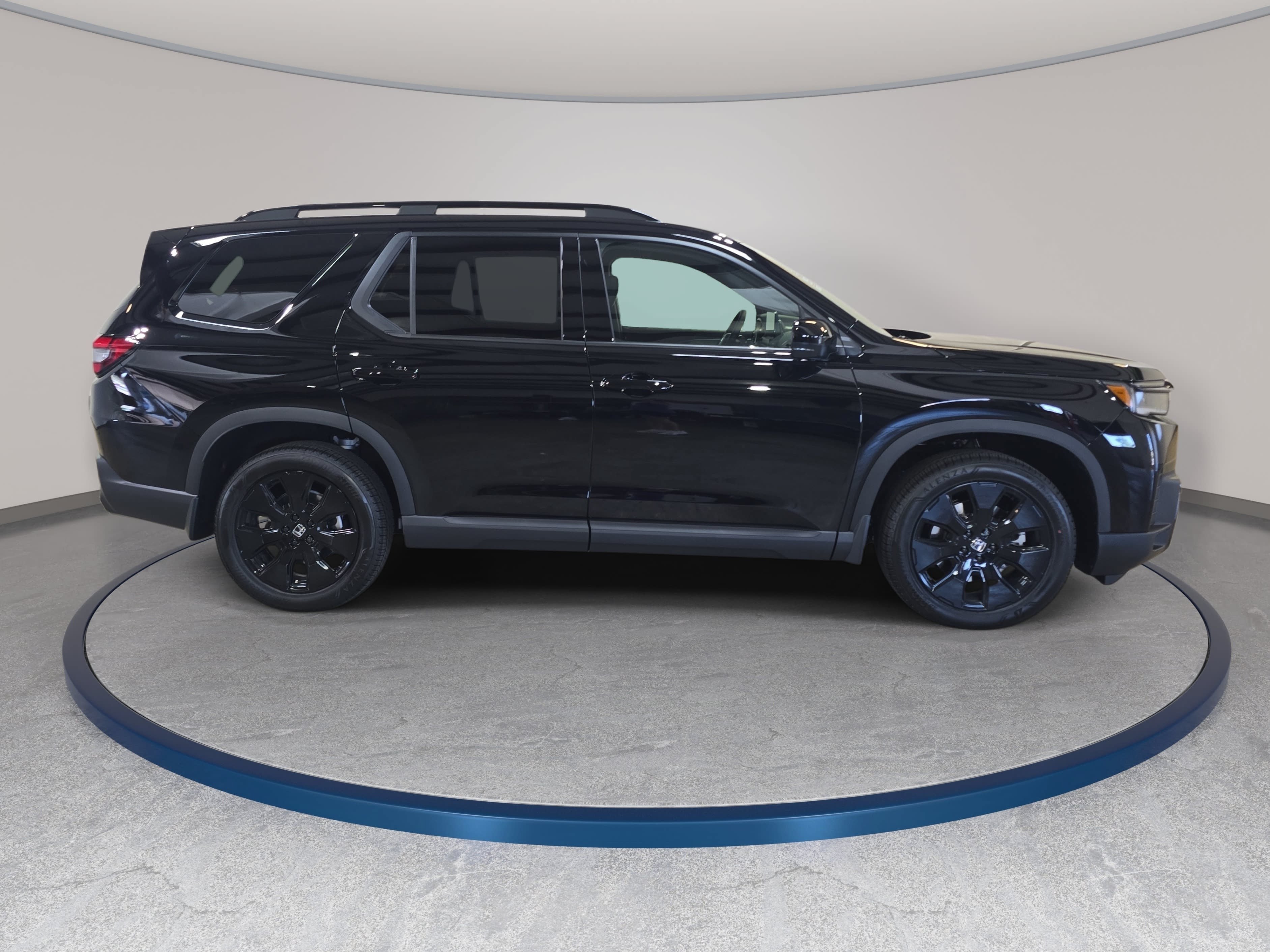 New 2026 Honda Pilot Black Edition image 5