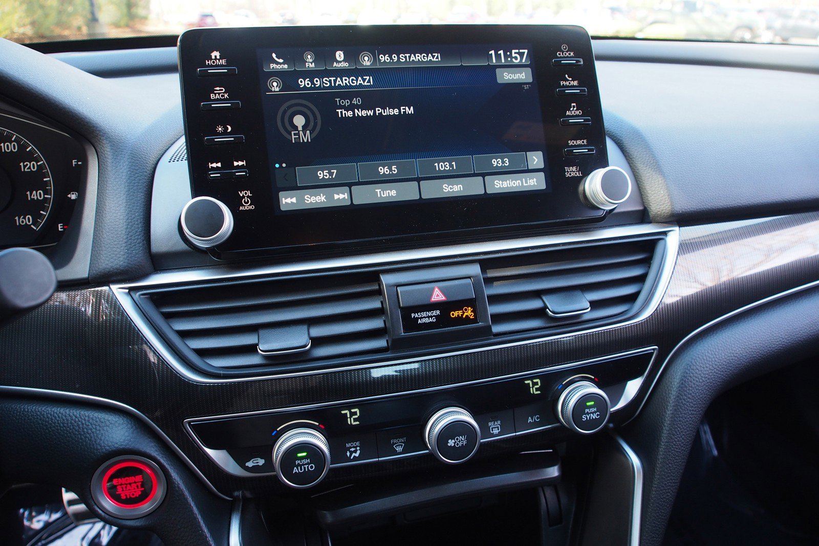 Used 2022 Honda Accord Sport image 26