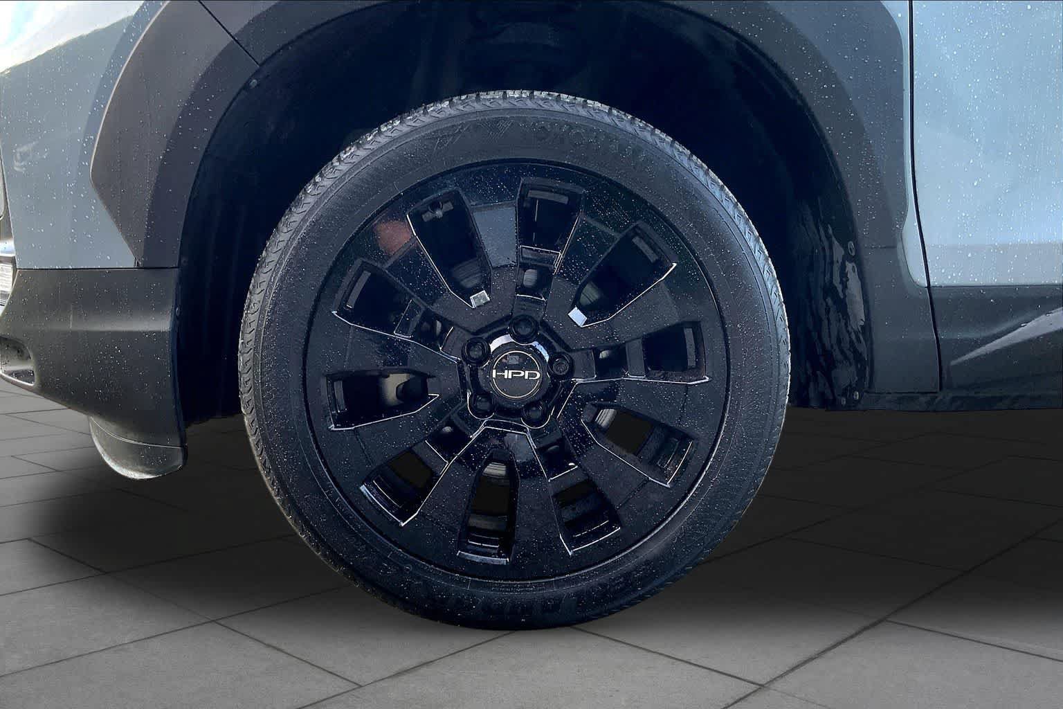 Used 2023 Honda Passport EX-L image 11