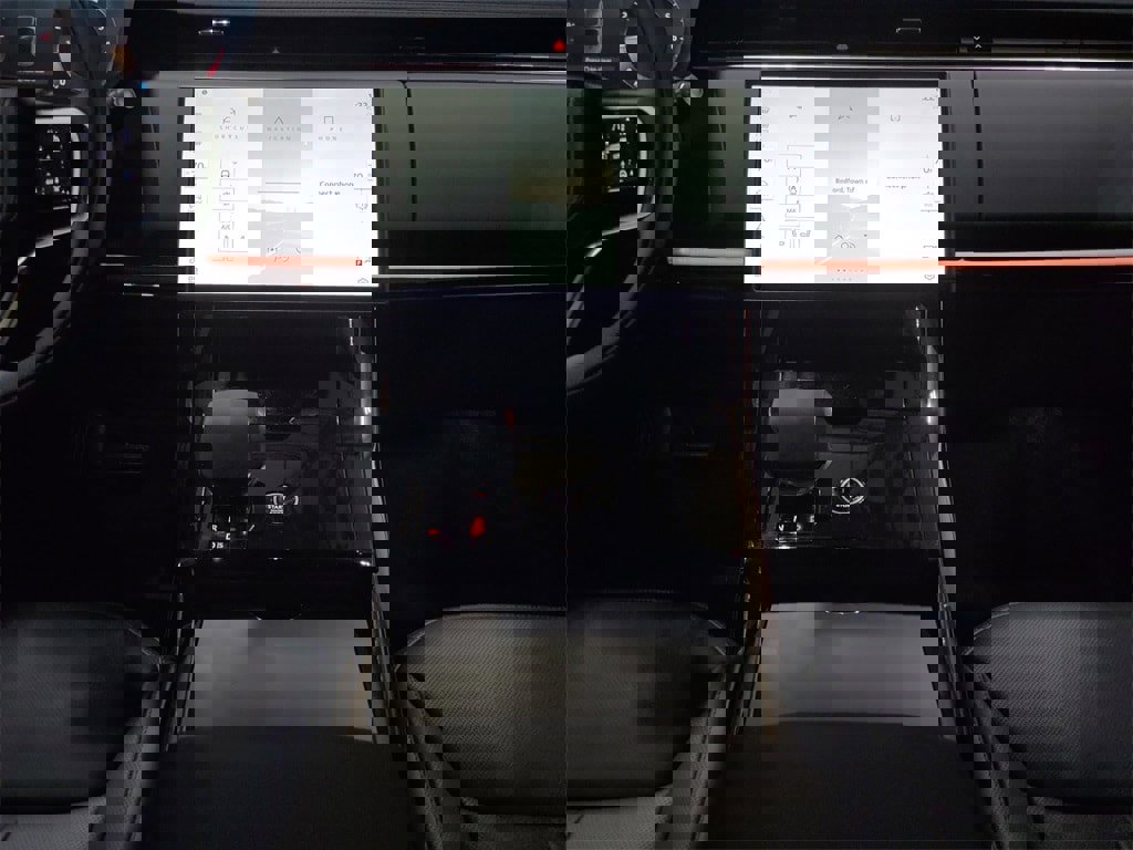 New 2025 Land Rover Range Rover Sport SE image 26