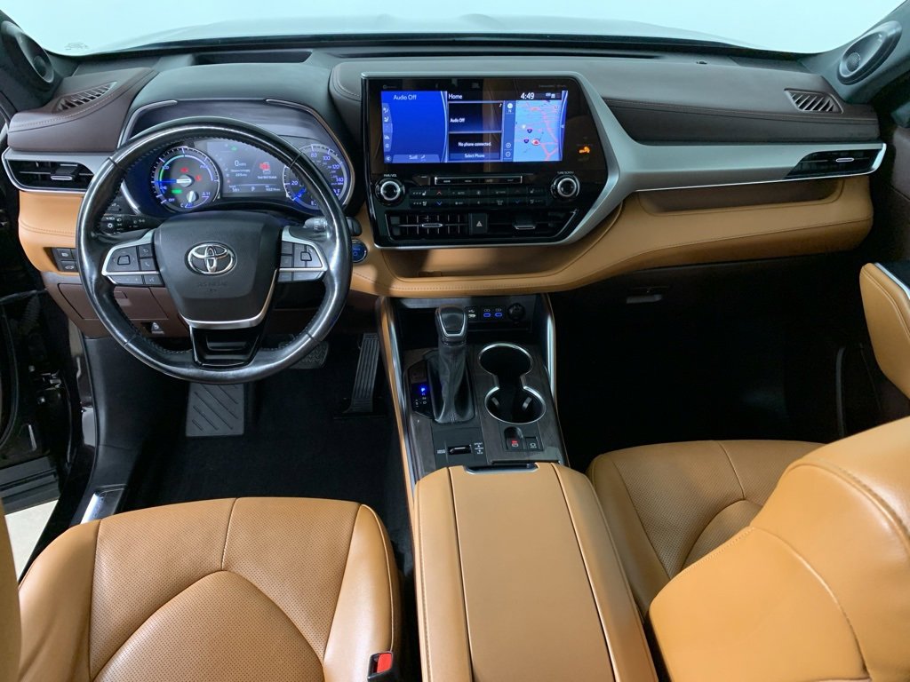 Used 2022 Toyota Highlander Platinum image 10
