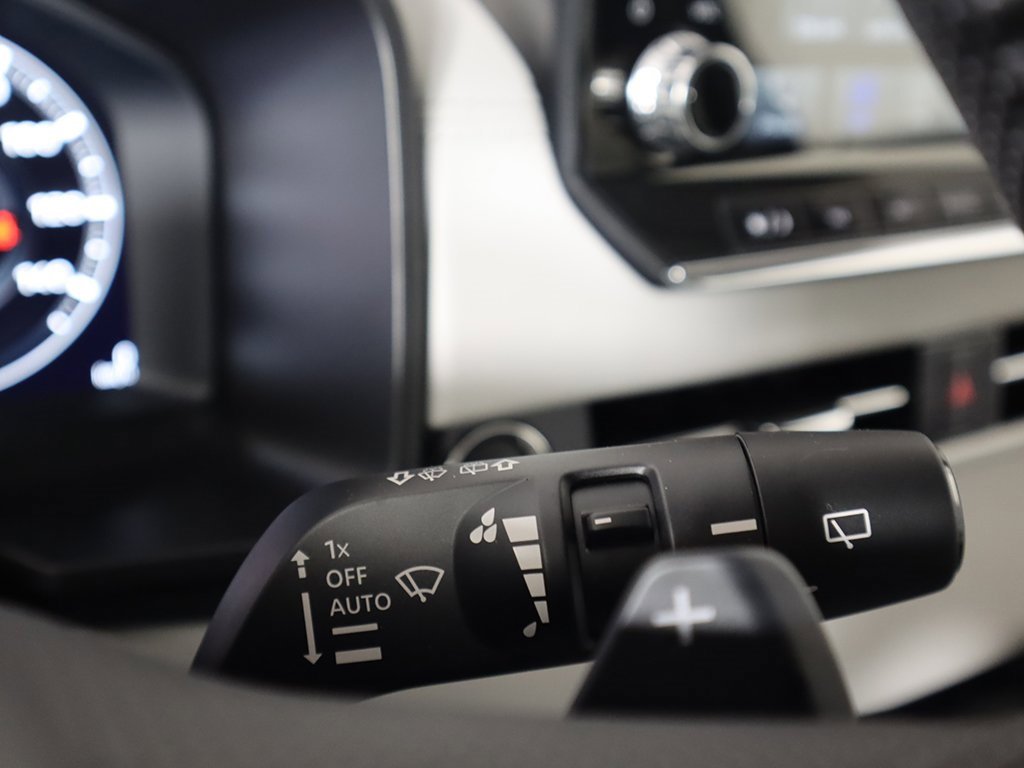 New 2025 Mitsubishi Outlander SEL image 49