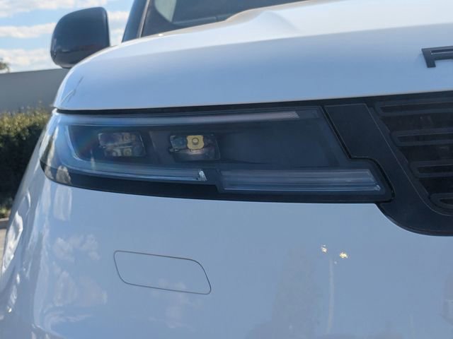 New 2026 Land Rover Range Rover Sport Dynamic SE image 9