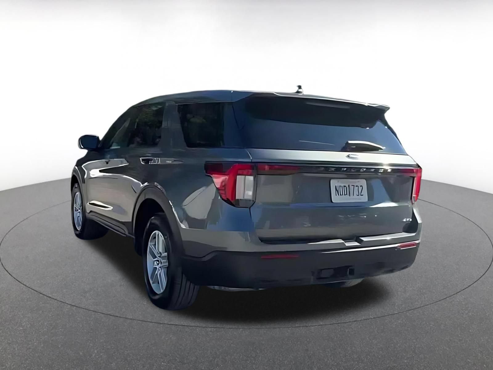 Used 2026 Ford Explorer Active AWD/4WD image 10