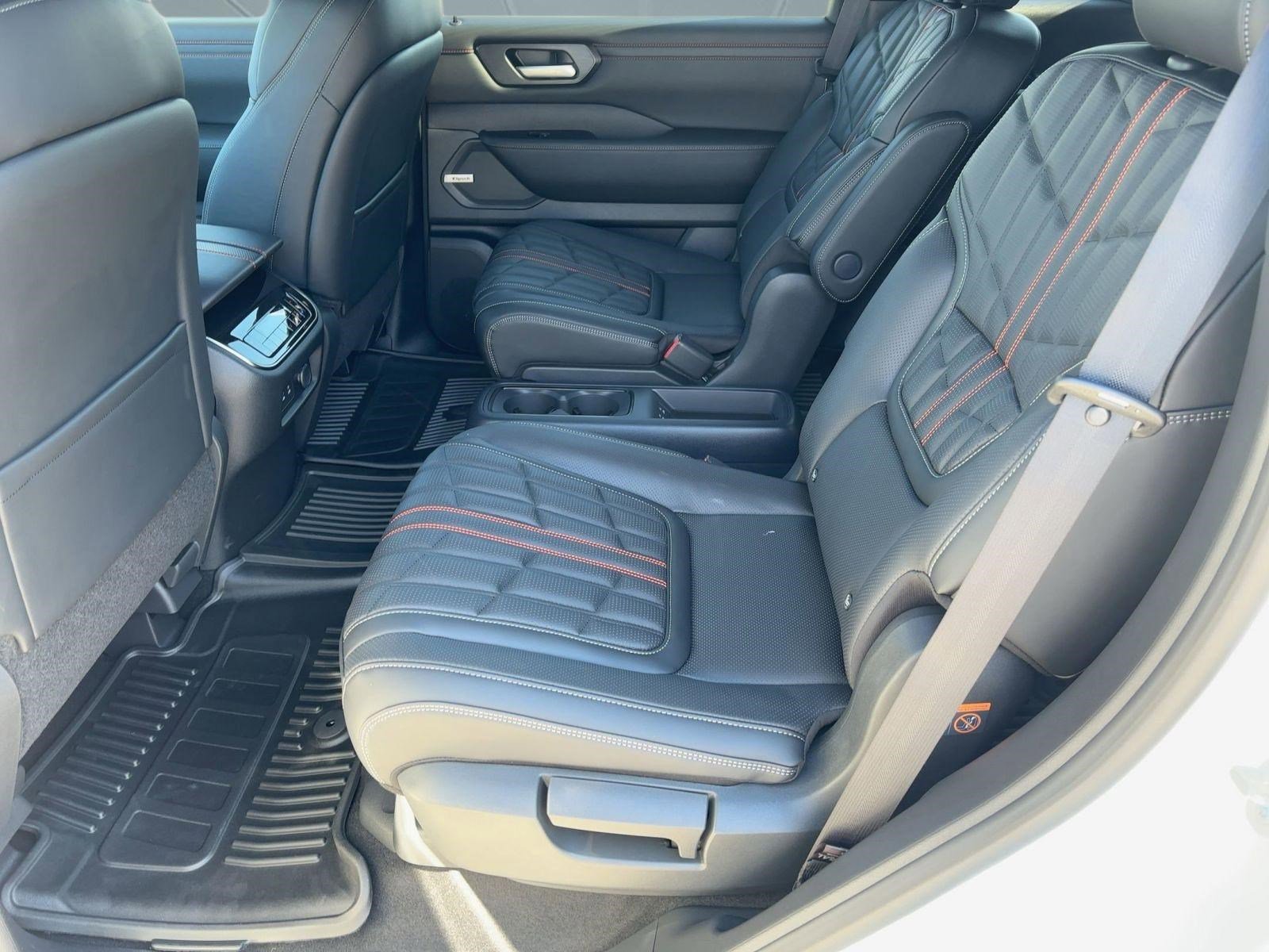 New 2026 Nissan Armada PRO-4X w/ Captain's Chari Seat Package AWD/4WD image 14
