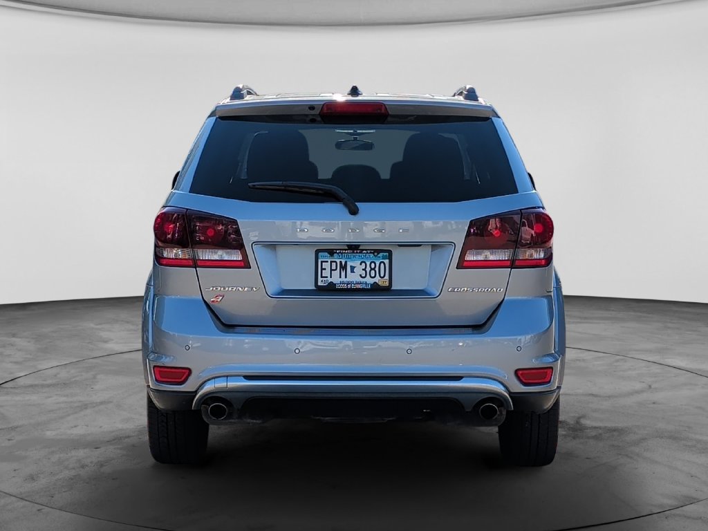 Used 2018 Dodge Journey Crossroad w/ Nav & Sun Group AWD/4WD image 6