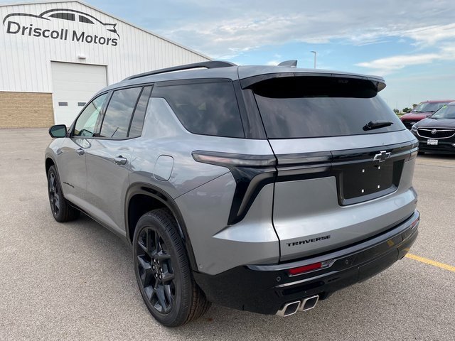 New 2026 Chevrolet Traverse RS w/ LPO, Floor Liner Package image 8