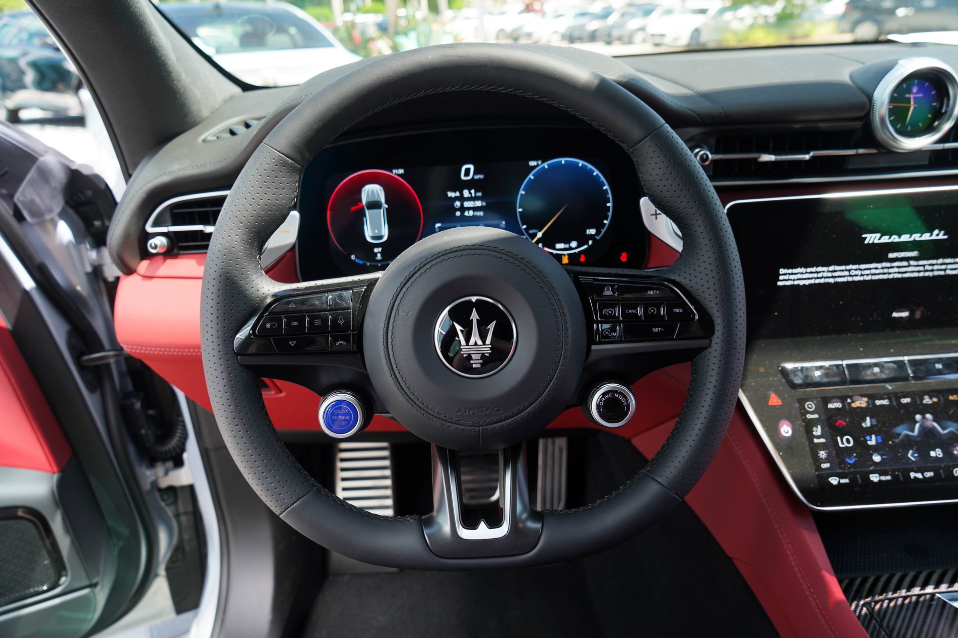 Used 2025 Maserati Grecale Modena AWD/4WD image 19