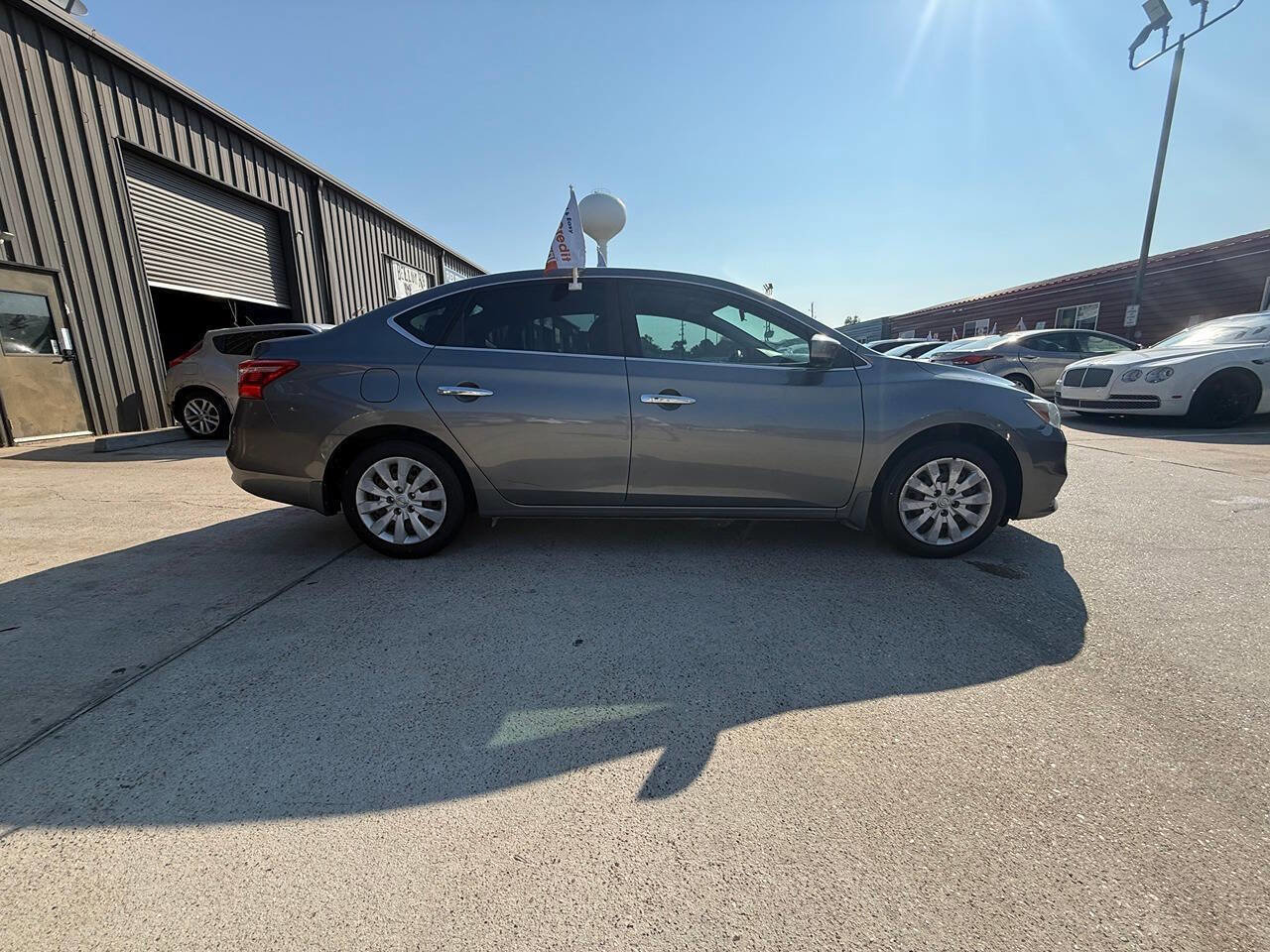 Used 2016 Nissan Sentra SV image 19