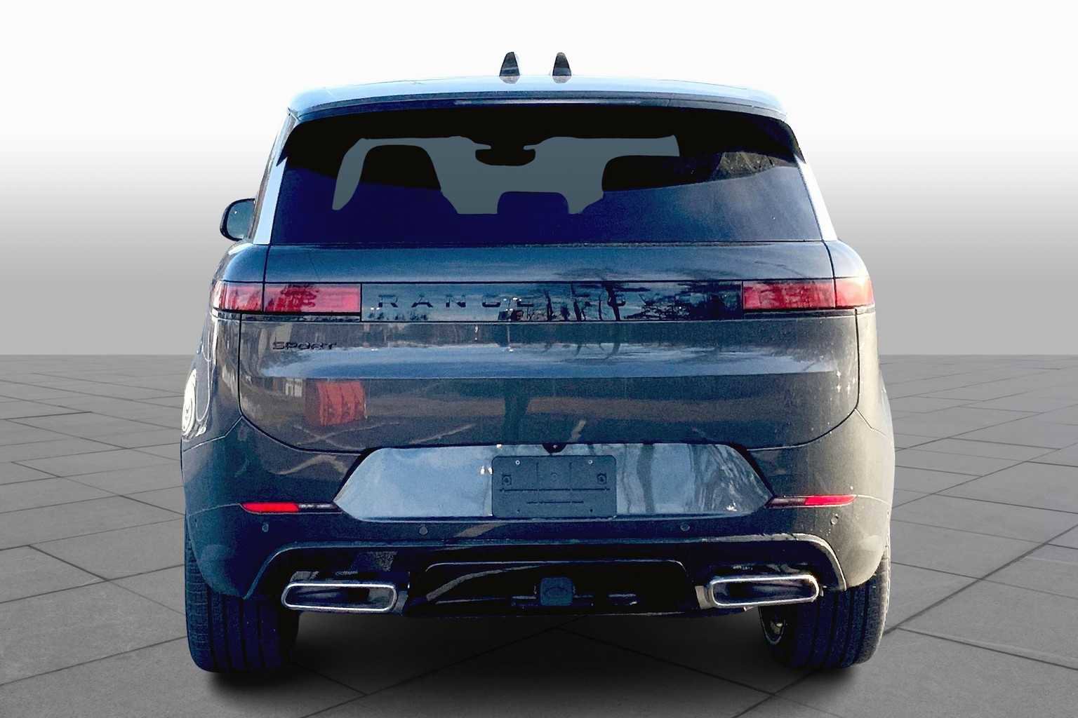New 2025 Land Rover Range Rover Sport Dynamic SE image 4