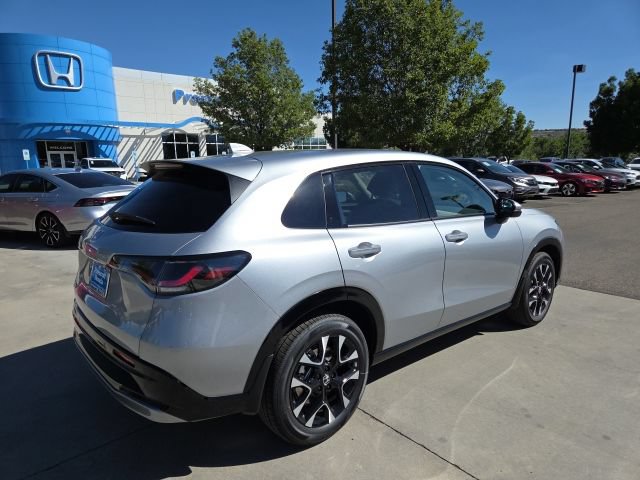 New 2027 Honda HR-V EX-L image 3