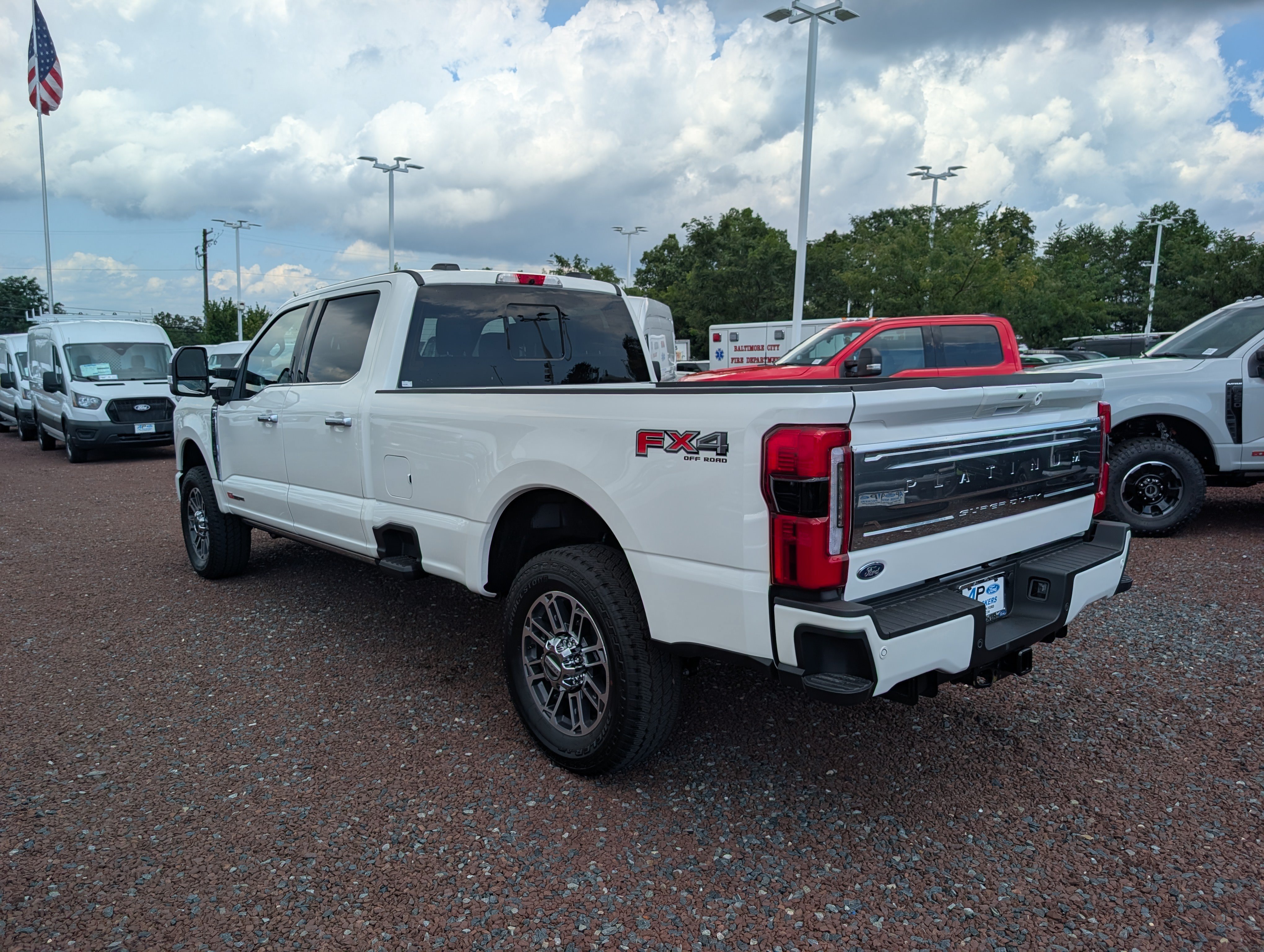 New 2026 Ford F350 Platinum w/ Platinum Plus Package AWD/4WD image 3