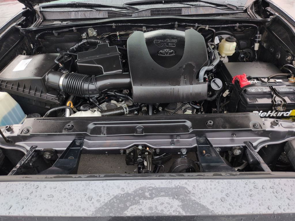 Used 2021 Toyota Tacoma TRD Sport w/ TRD Premium Sport Package image 22