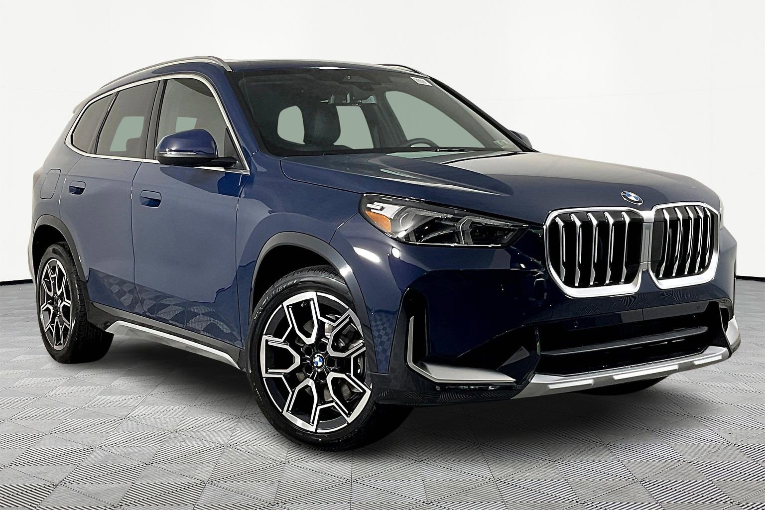 New 2026 BMW X1 xDrive28i image 2