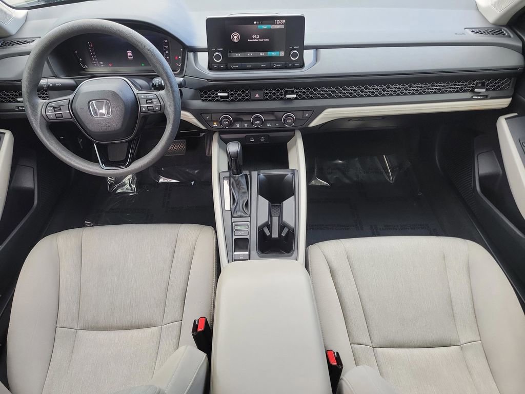 Used 2023 Honda Accord EX image 15