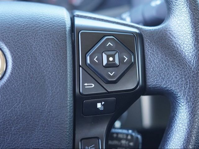 Used 2022 Toyota Tacoma SR image 19