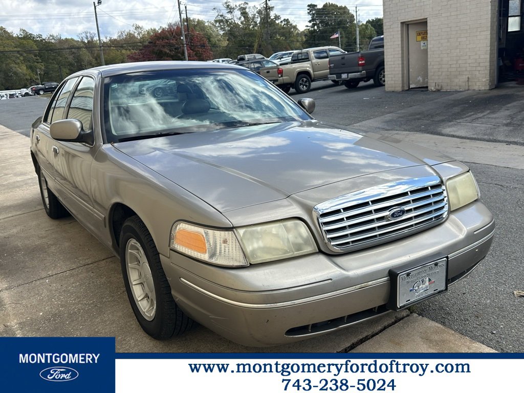 Used 2001 Ford Crown Victoria LX
