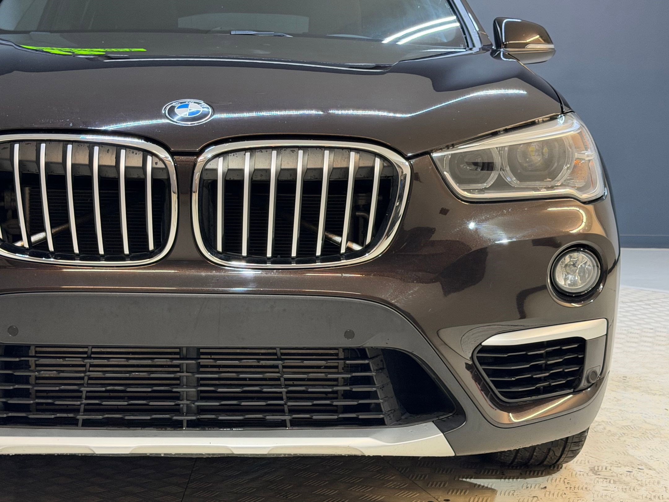 Used 2019 BMW X1 sDrive28i w/ Convenience Package image 11