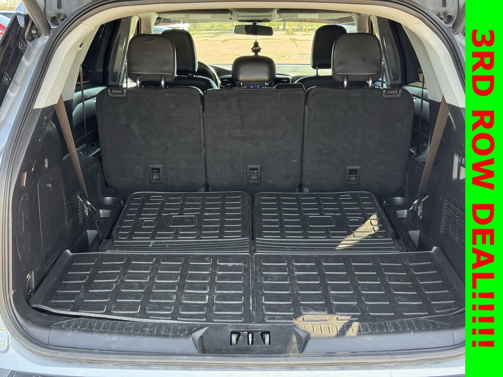 Used 2022 Ford Explorer XLT w/ Equipment Group 202A image 31