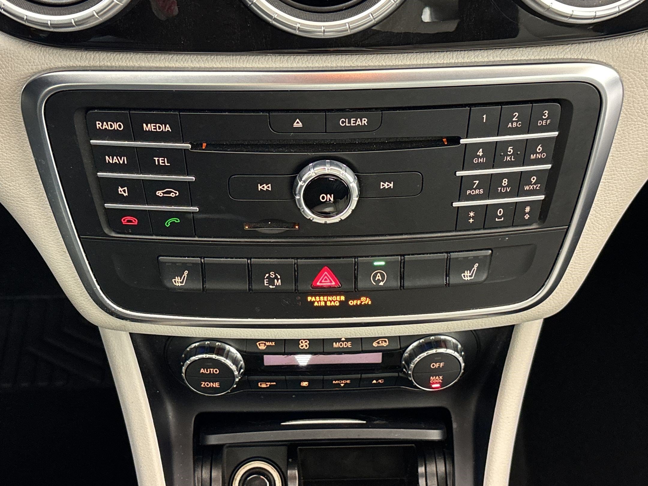 Used 2015 Mercedes-Benz CLA 250 image 16