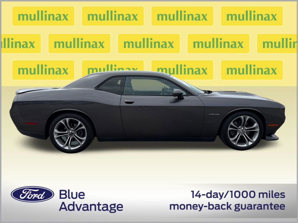 Used 2020 Dodge Challenger R/T image 2