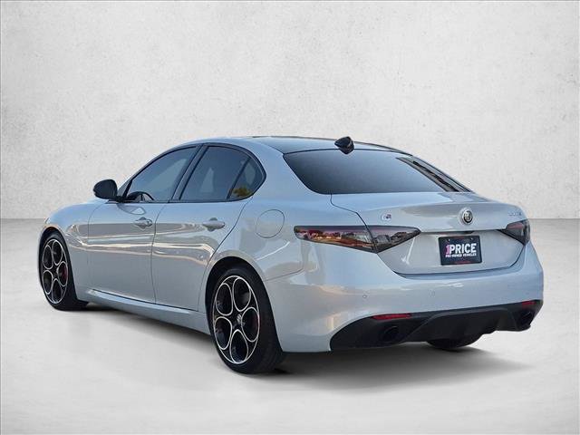 Used 2025 Alfa Romeo Giulia w/ Veloce Package Rwd image 8