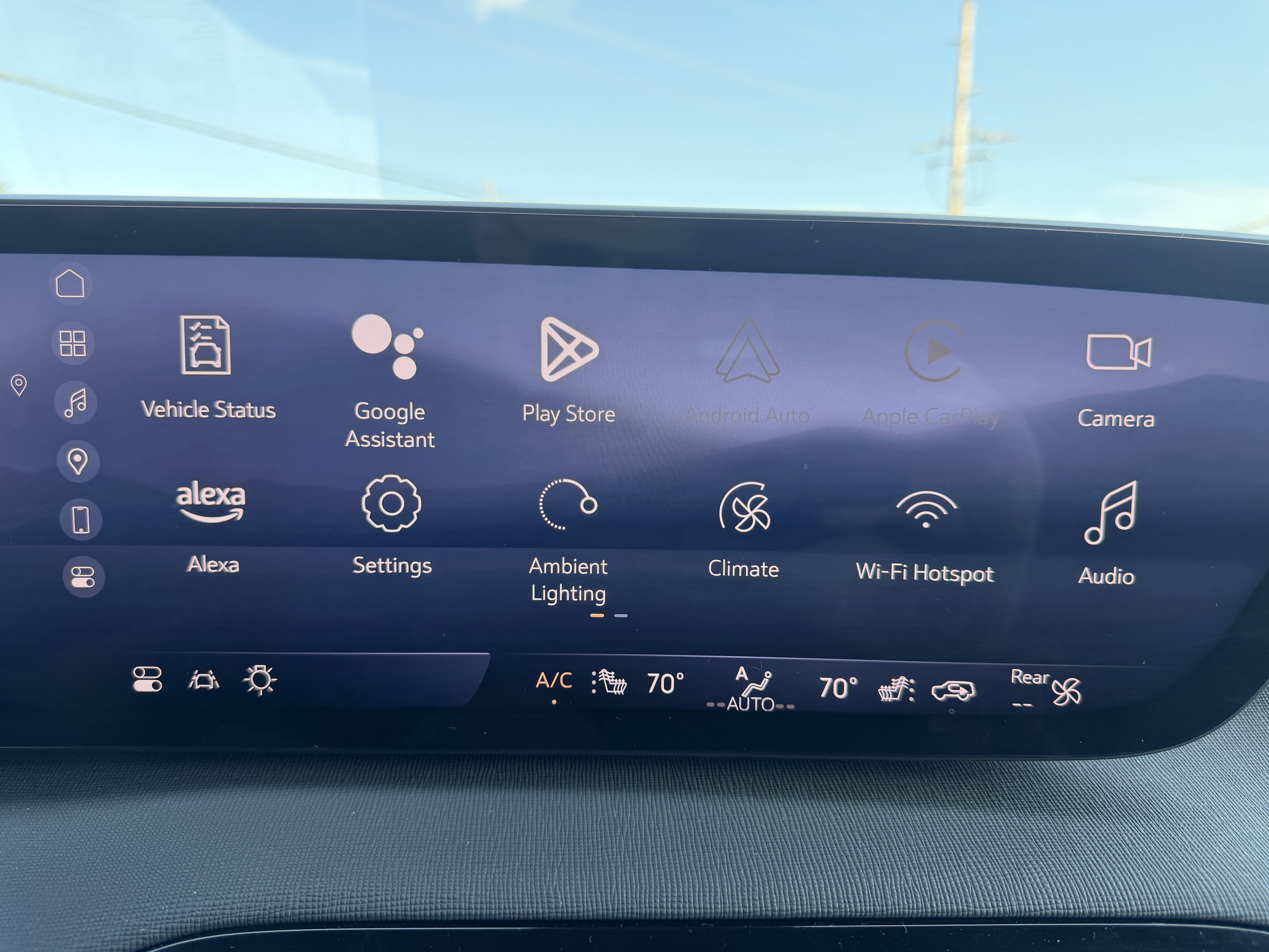 Used 2025 Buick Enclave Preferred FWD image 16