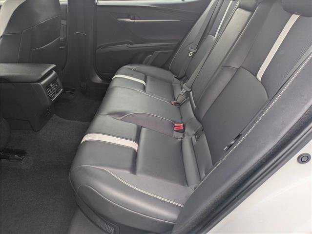 Used 2025 Toyota Camry SE w/ Convenience Package FWD image 17