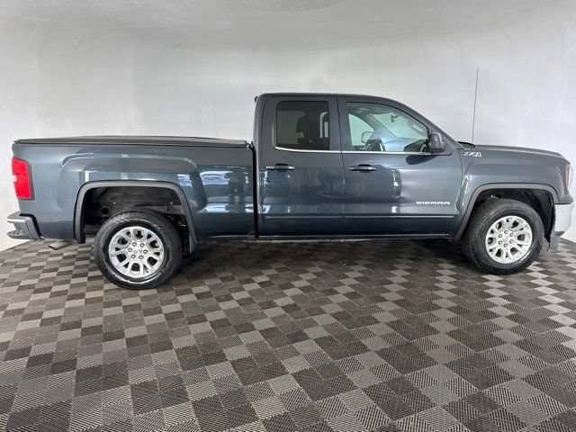 Used 2017 GMC Sierra 1500 SLE w/ SLE Value Package AWD/4WD image 5