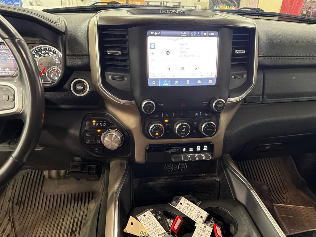 Used 2022 RAM 1500 Laramie AWD/4WD image 5