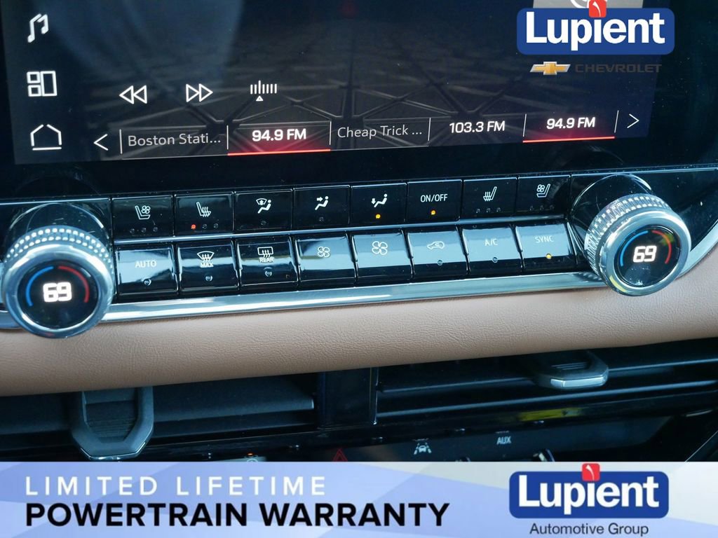 Used 2025 GMC Canyon AT4 w/ AT4 Premium Package image 21