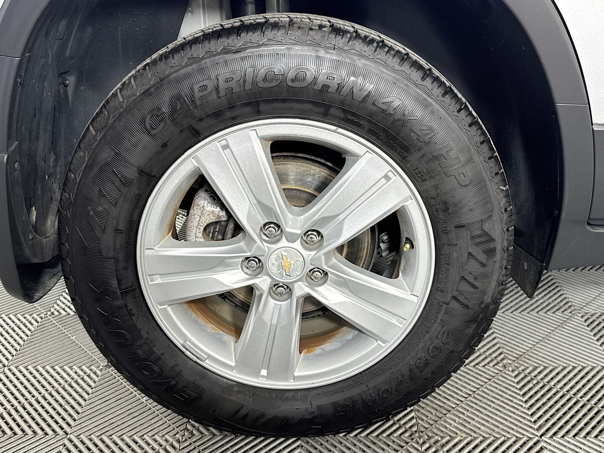 Used 2020 Chevrolet Trax LS w/ Tint and Cruise Package AWD/4WD image 30