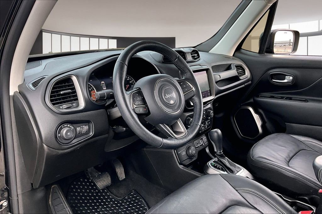 Used 2022 Jeep Renegade Limited image 13