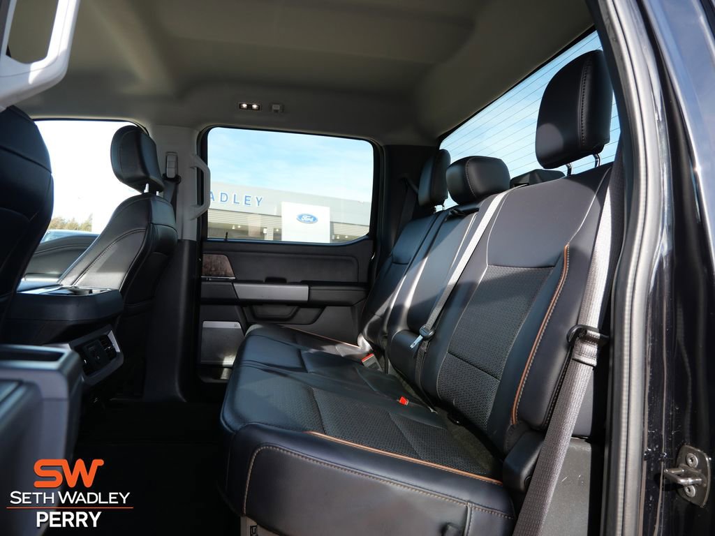 Certified 2025 Ford F250 Lariat w/ FX4 Off-Road Package image 15