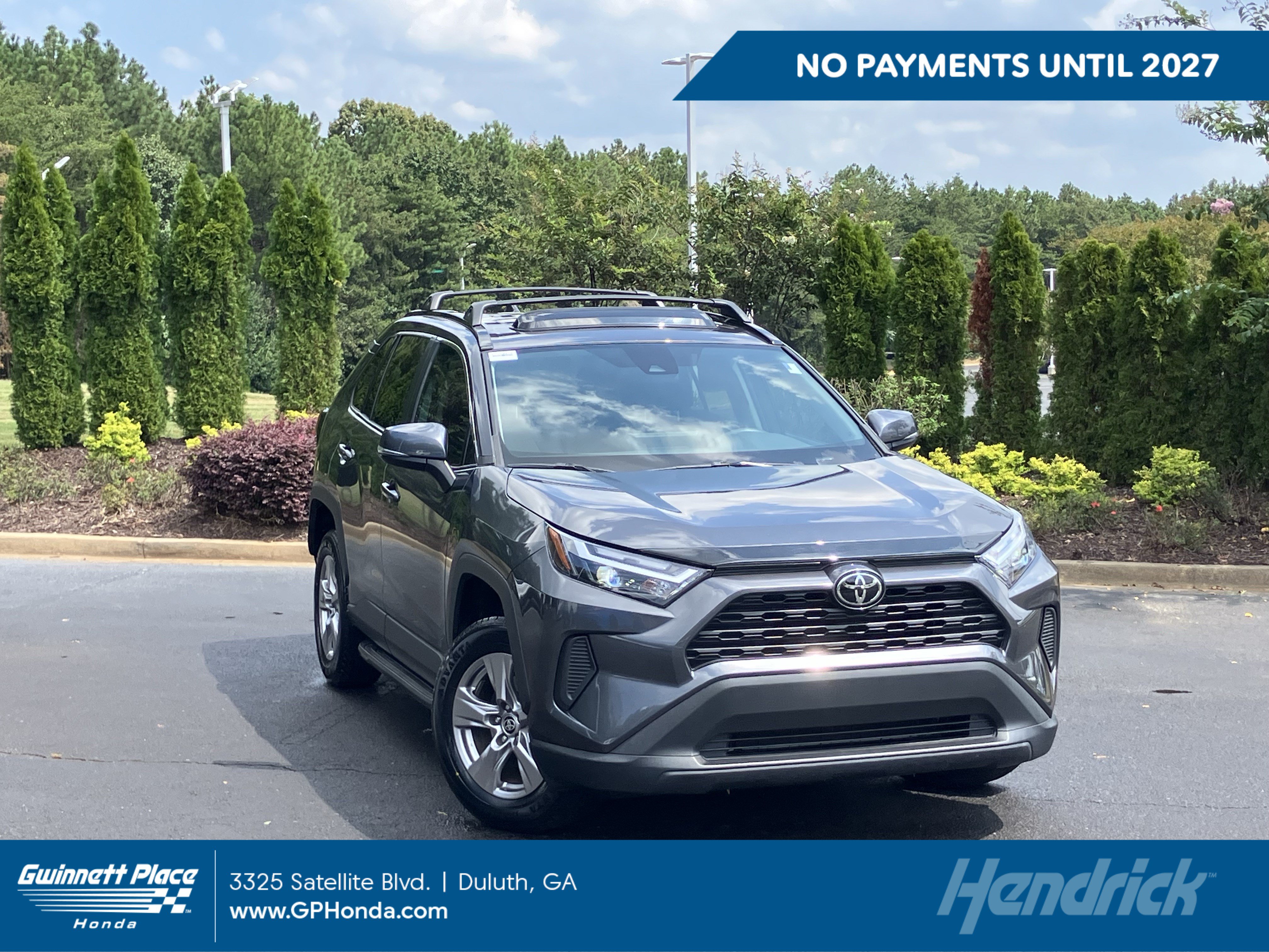 Used 2023 Toyota RAV4 XLE w/ Convenience Package FWD image 1