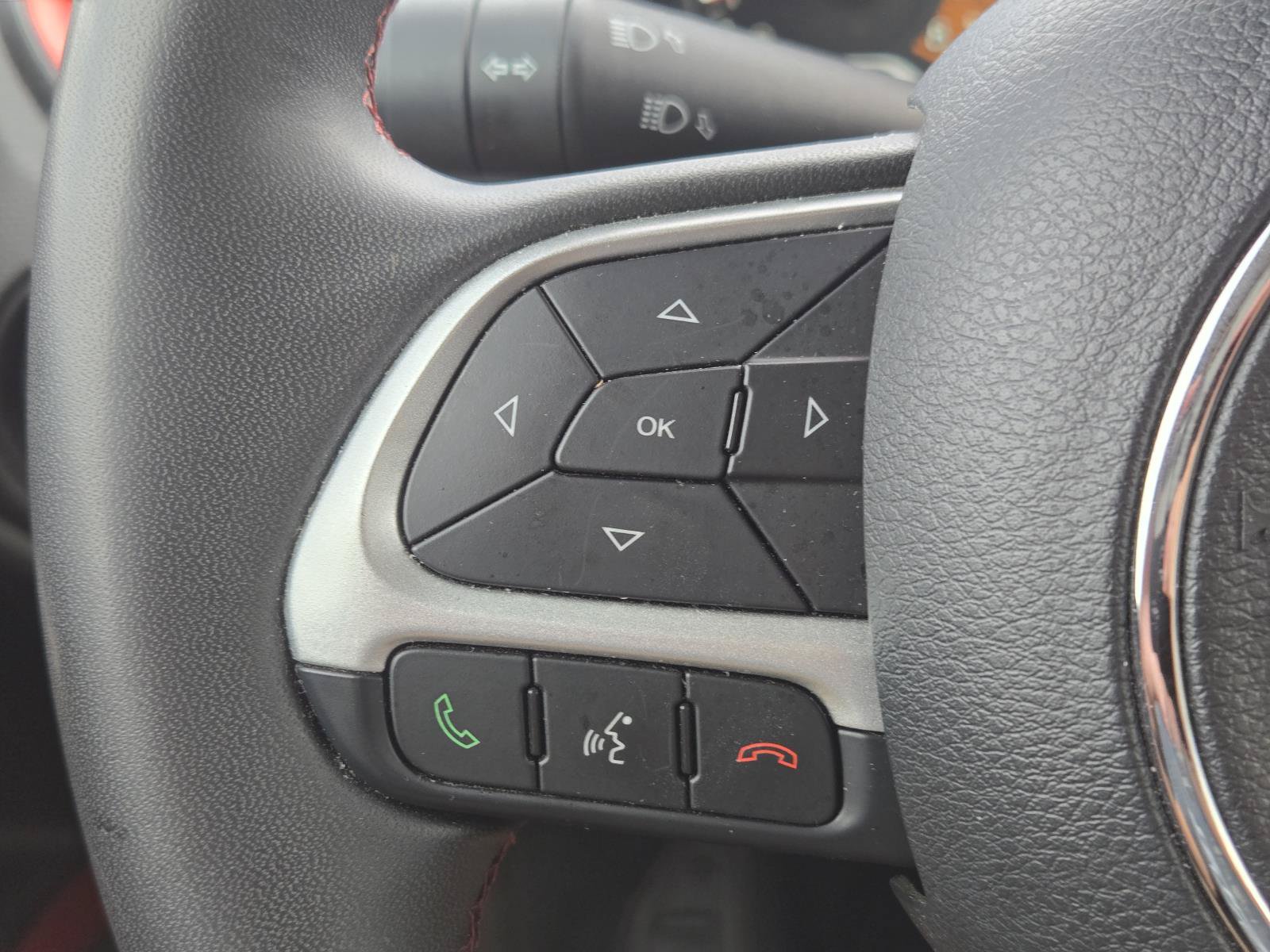 Used 2023 Jeep Renegade Trailhawk AWD/4WD image 22