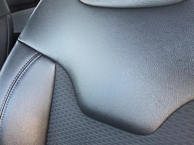 Certified 2024 Jeep Compass Latitude image 13