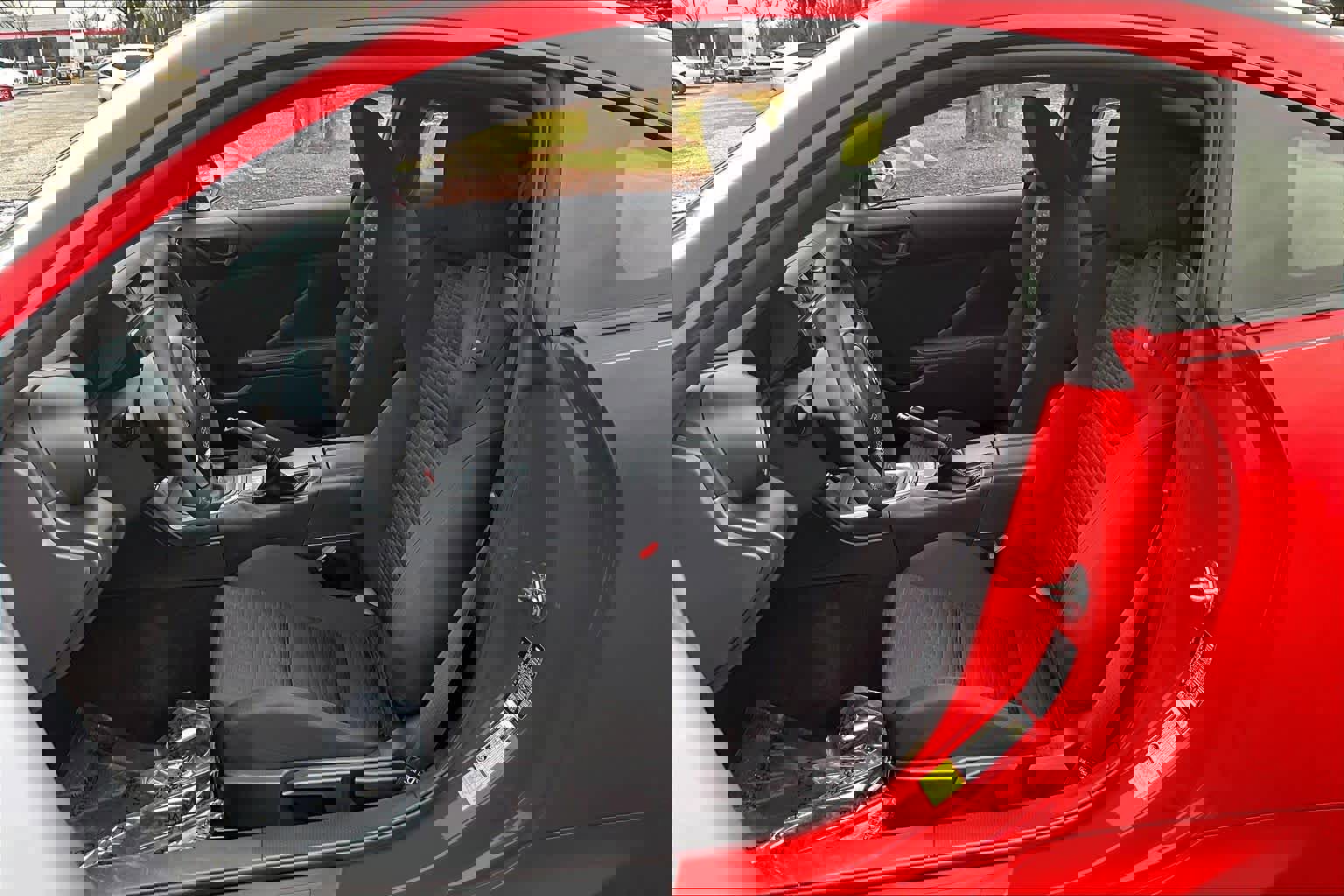 Used 2024 Toyota GR86 image 7