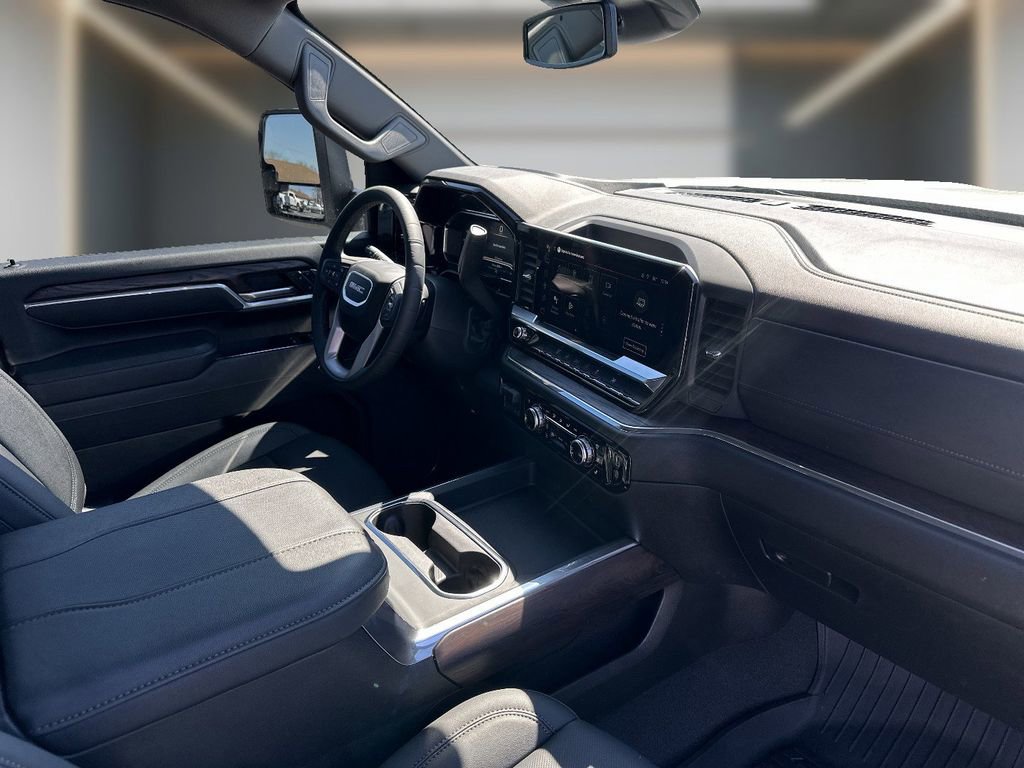 Certified 2025 GMC Sierra 3500 SLT w/ SLT Convenience Package image 10